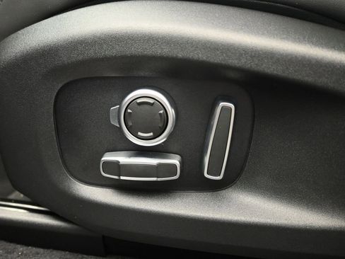 New 2026 Jaguar F-PACE R-Dynamic S AWD/4WD image 22