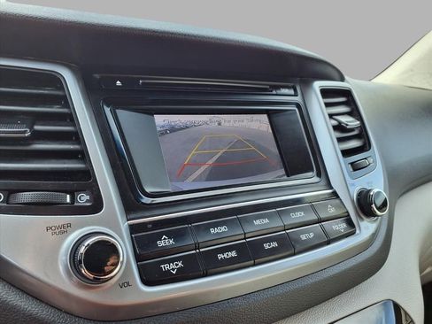 Used 2017 Hyundai Tucson SE image 6