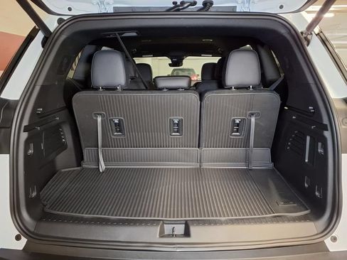 Used 2026 GMC Acadia Elevation w/ Black Edition FWD image 20