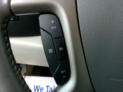 Used 2013 GMC Sierra 1500 SLE w/ Power Tech Package image 18