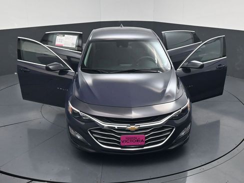 Used 2025 Chevrolet Malibu LT FWD image 24