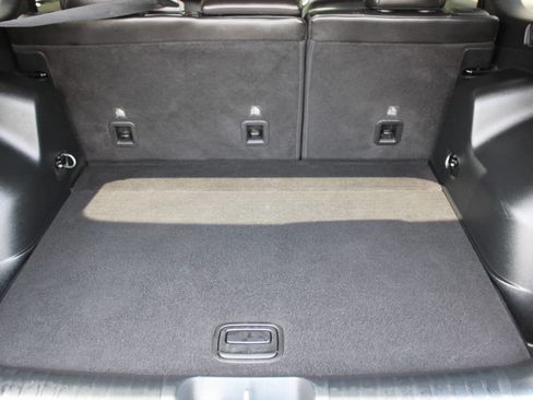 Used 2020 Jeep Cherokee Latitude Plus w/ Cold Weather Group image 13