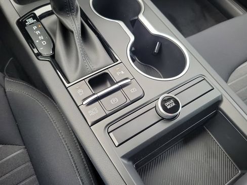 New 2026 Kia K5 LXS FWD image 24