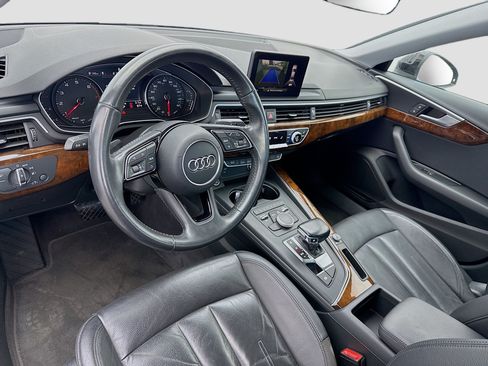 Used 2019 Audi A4 2.0T Premium w/ Convenience Package FWD image 7