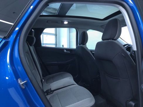 Used 2021 Ford Escape SE w/ SE Sport Appearance Package AWD/4WD image 14