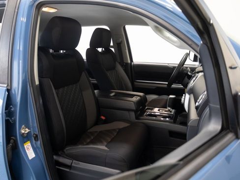 Used 2019 Toyota Tundra SR5 w/ SR5 Convenience Package image 21