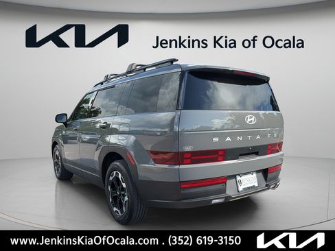 Used 2025 Hyundai Santa Fe SEL AWD/4WD image 5