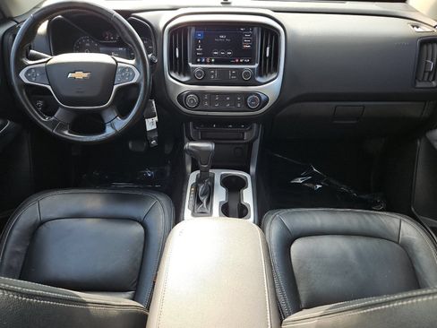 Used 2019 Chevrolet Colorado LT w/ LT Convenience Package RWD image 12