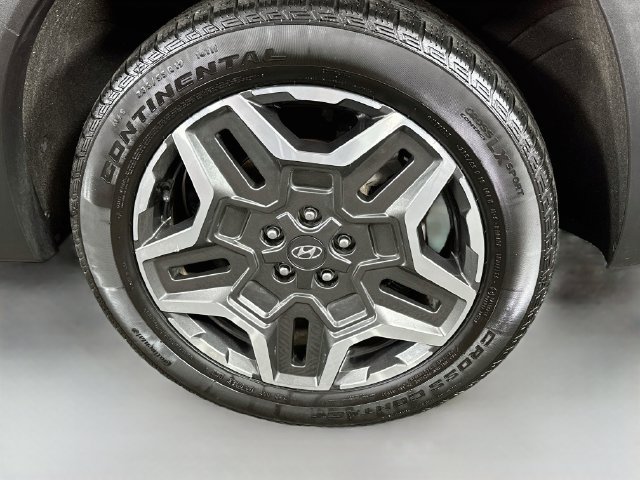 Used 2023 Hyundai Santa Fe Limited AWD/4WD image 32