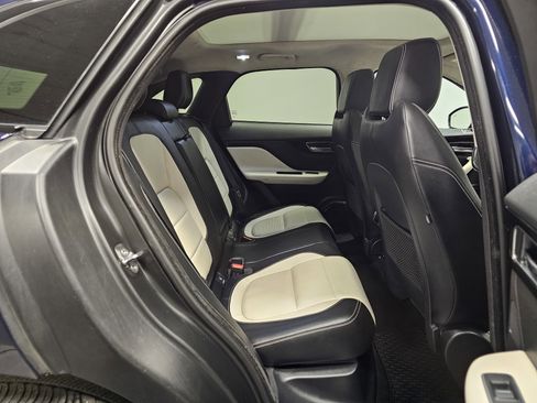 Used 2020 Jaguar F-PACE R-Sport image 16