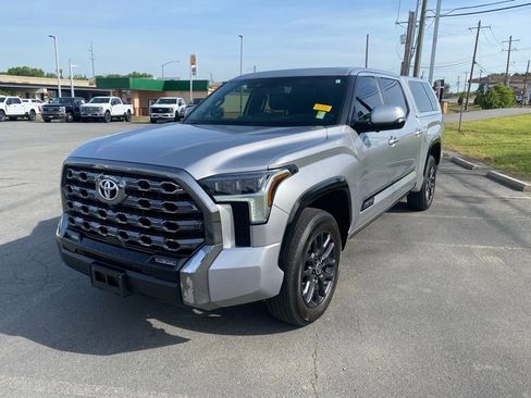 Used 2024 Toyota Tundra Platinum image 3