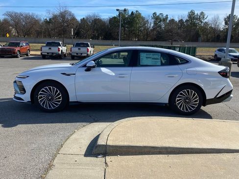 New 2026 Hyundai Sonata Limited image 4