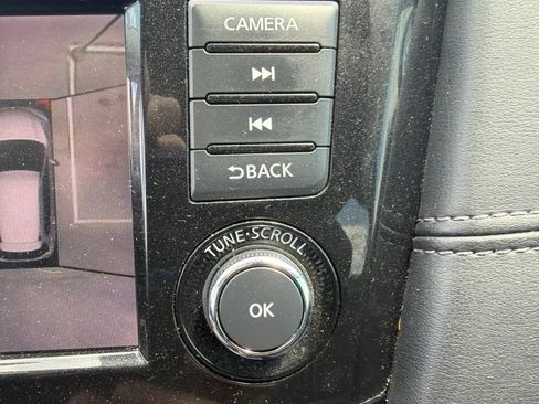 Used 2020 Nissan Rogue SV AWD/4WD image 23