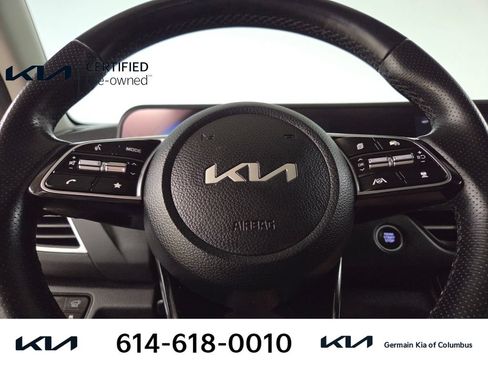 Certified 2024 Kia Seltos SX w/ SX Sunroof Package AWD/4WD image 21