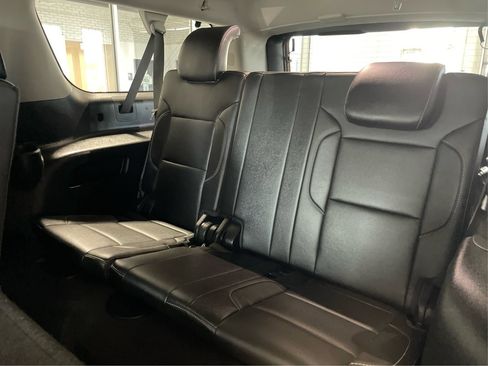 Used 2019 GMC Yukon XL SLT image 30