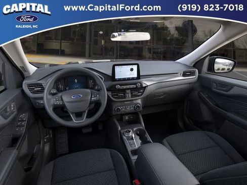 New 2025 Ford Escape Active image 9