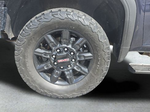Used 2024 GMC Sierra 2500 AT4 w/ AT4 Premium Plus Package AWD/4WD image 15