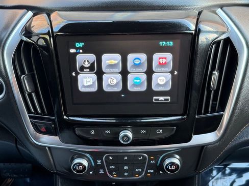 Used 2019 Chevrolet Traverse LT image 38