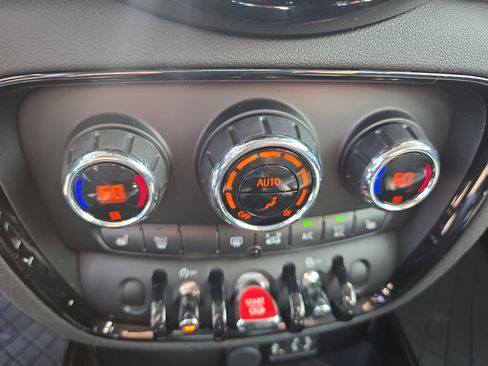 Used 2017 MINI Cooper Clubman S image 19