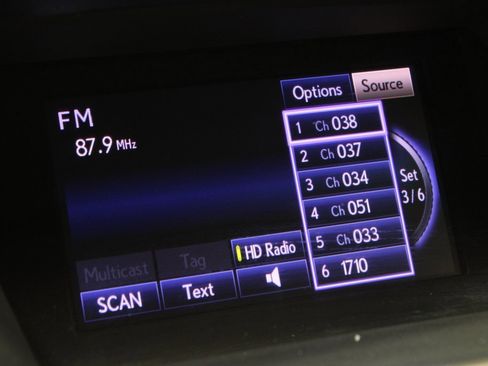 Used 2013 Lexus RX 350 FWD image 2