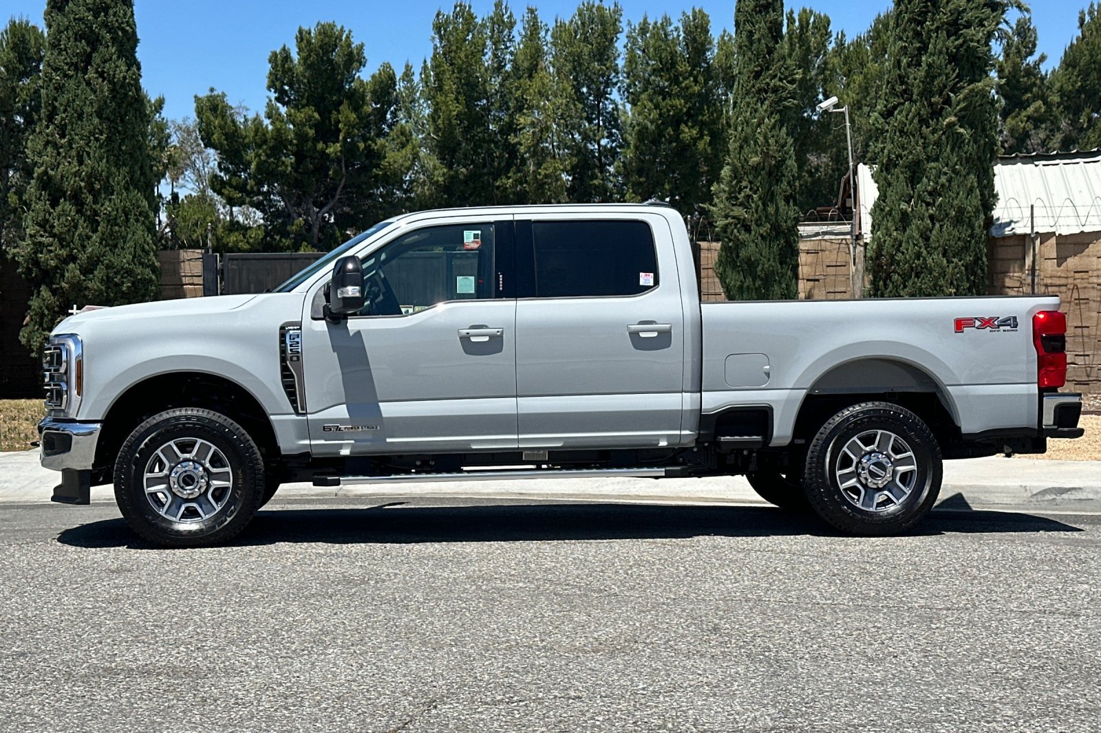 New 2026 Ford F250 Lariat w/ FX4 Off-Road Package AWD/4WD image 7