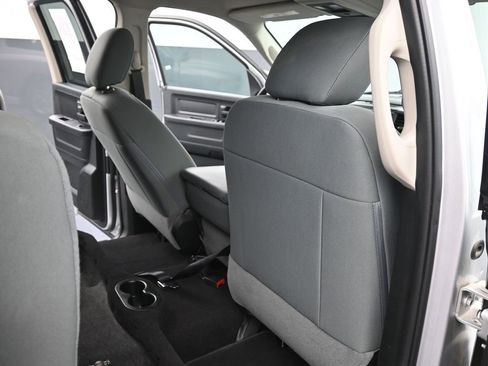 Used 2017 RAM 1500 Express w/ Express Value Package image 10