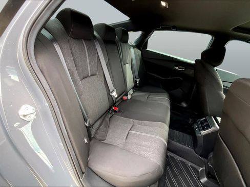 Used 2025 Honda Accord Sport image 20
