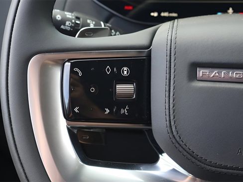 New 2025 Land Rover Range Rover SE image 20