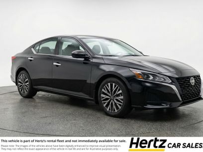 Used 2025 Nissan Altima 2.5 SV