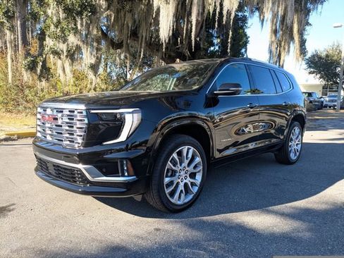 New 2026 GMC Acadia Denali w/ Super Cruise Package image 8