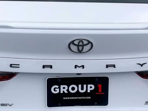 Certified 2025 Toyota Camry SE image 10