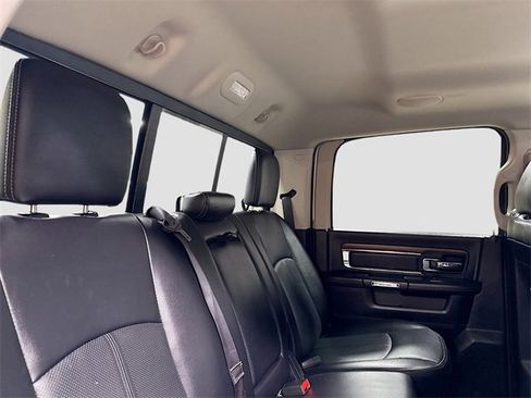 Used 2018 RAM 2500 Laramie image 29