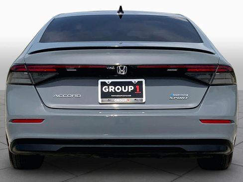 Used 2024 Honda Accord Sport image 5