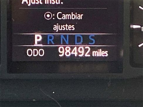 Used 2018 Toyota Tundra SR5 image 17