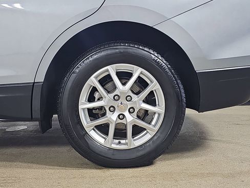 Used 2024 Chevrolet Equinox LS AWD/4WD image 37