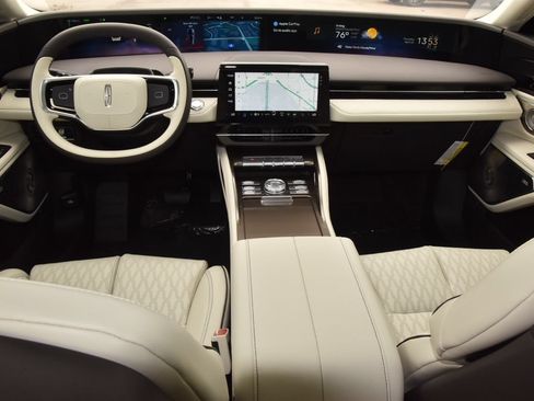 New 2026 Lincoln Nautilus Black Label AWD/4WD image 16