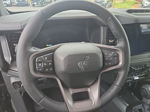 New 2025 Ford Bronco Badlands image 13