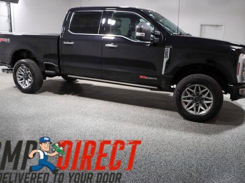 Used 2024 Ford F250 Platinum image 6