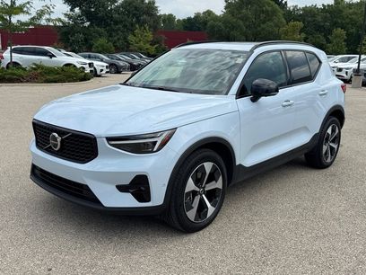 Used 2026 Volvo XC40 B5 Plus
