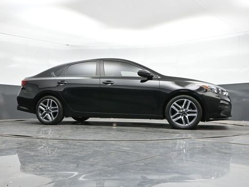 Used 2019 Kia Forte S FWD image 40