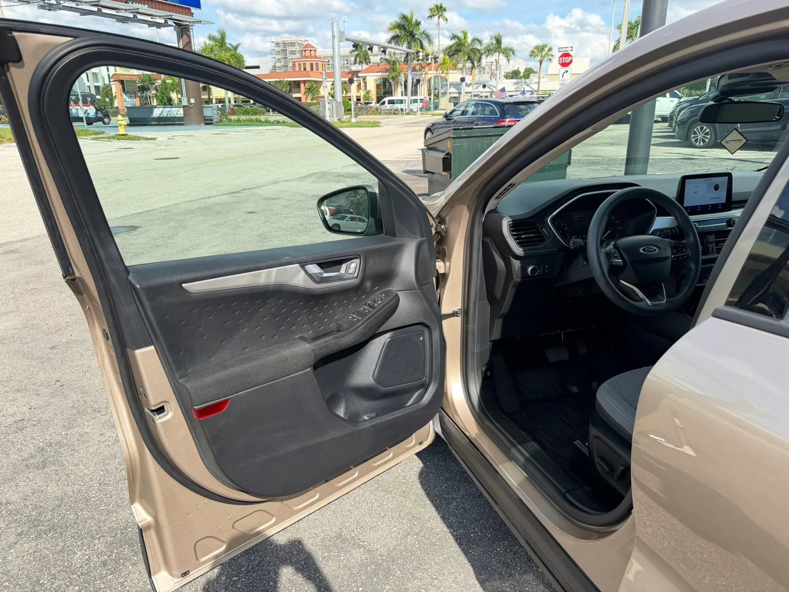 Used 2020 Ford Escape SE AWD/4WD image 10