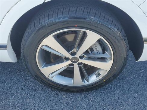 Used 2024 Genesis GV80 3.5T image 33