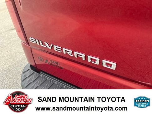 Used 2024 Chevrolet Silverado 1500 LTZ AWD/4WD image 11