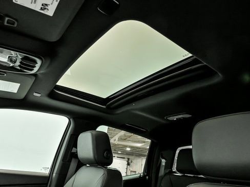 New 2026 GMC Canyon Elevation w/ Convenience Package image 8