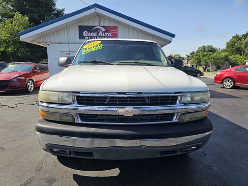 Used 2003 Chevrolet Tahoe LS RWD image 3