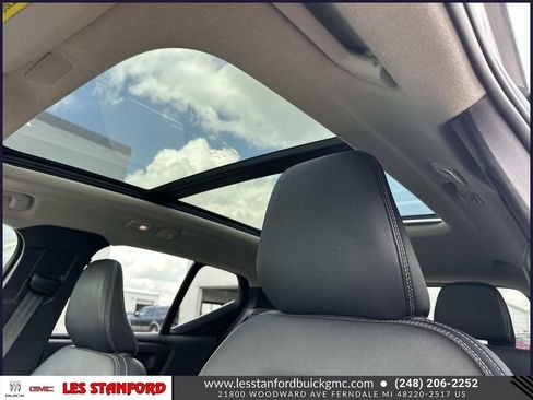 Used 2023 Volvo XC40 B5 Ultimate w/ Climate Package AWD/4WD image 21