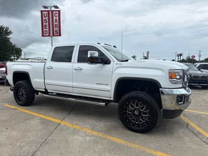 Used 2017 GMC Sierra 2500 SLT w/ Duramax Plus Package
