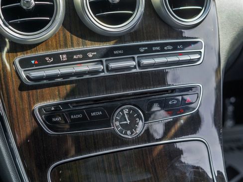 Used 2015 Mercedes-Benz C 300 4MATIC Sedan w/ Multimedia Package image 21
