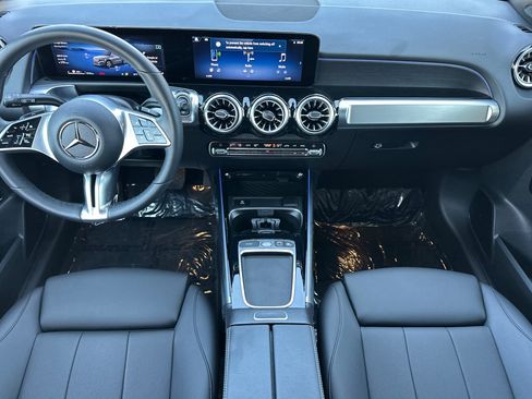 New 2026 Mercedes-Benz GLB 250 image 13