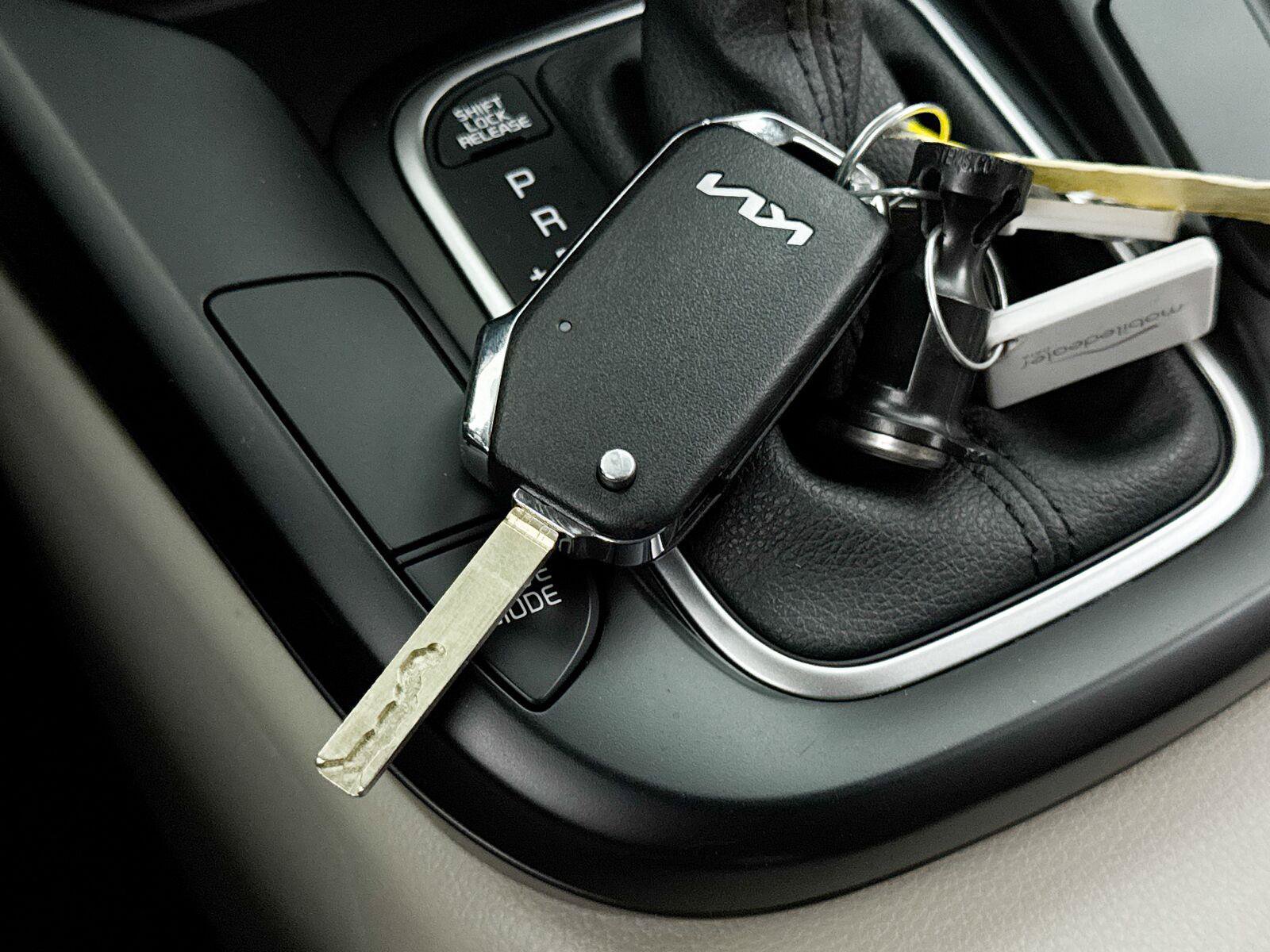 Used 2025 Kia Soul LX w/ LX Technology Package FWD image 36
